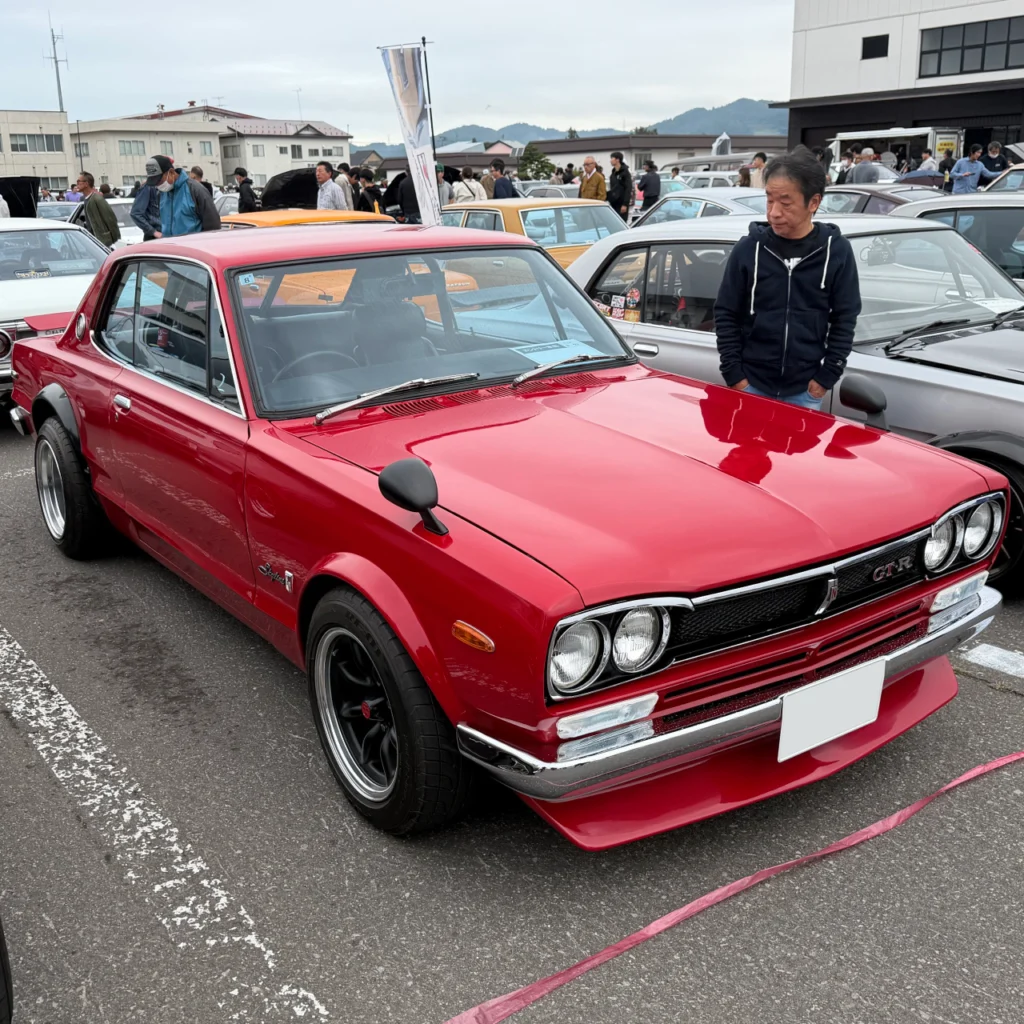 B — 02
GT-R
C10 Skyline GT-R — 1969–1972KPGC10 / Bright Red