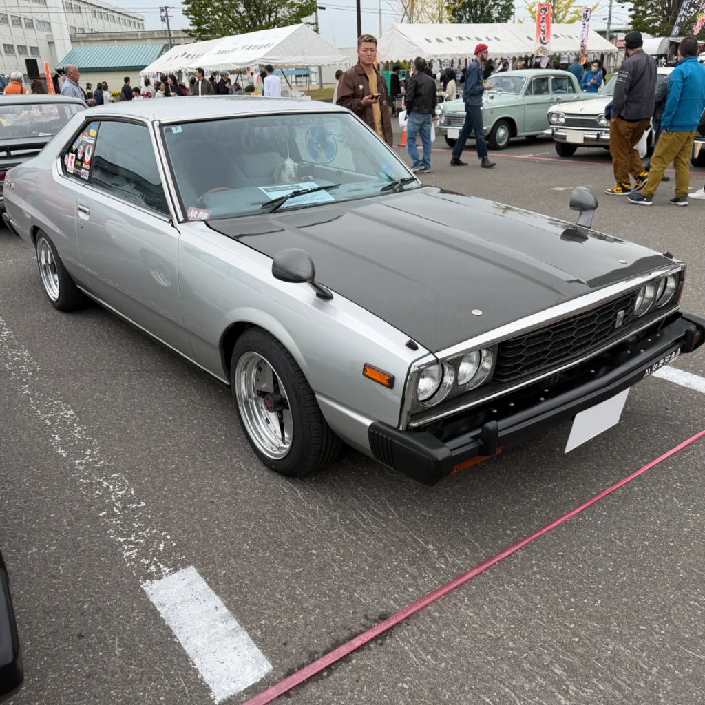日産 スカイライン HGC211（ジャパン）シルバー　C-01