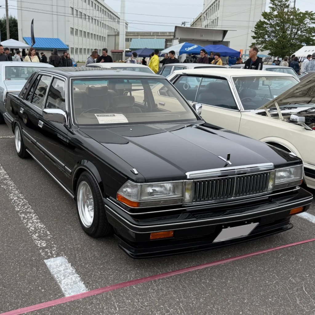 日産 セドリック Y30（1985年）　C-10