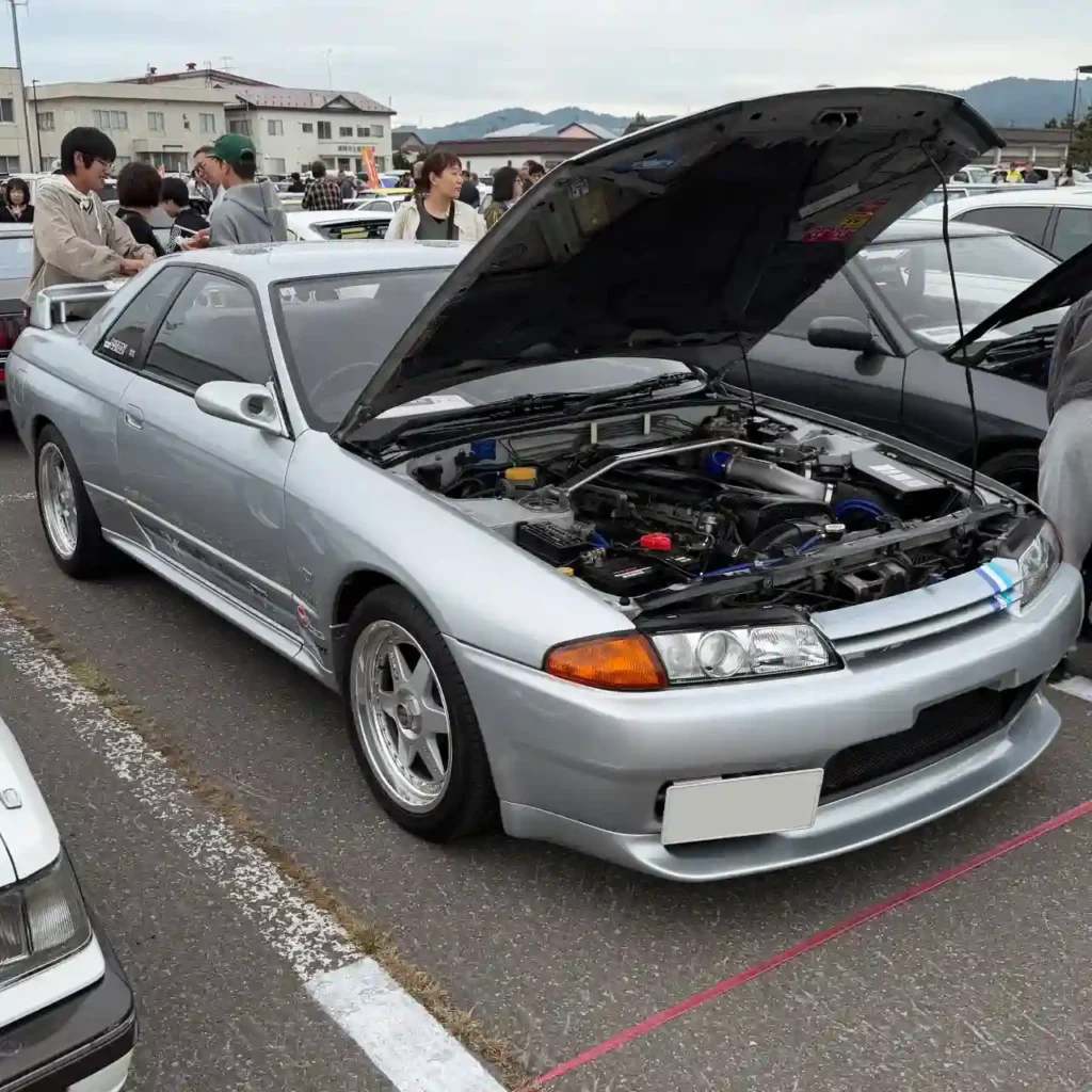 日産 スカイライン GT-R BNR32（シルバー）　D-05
