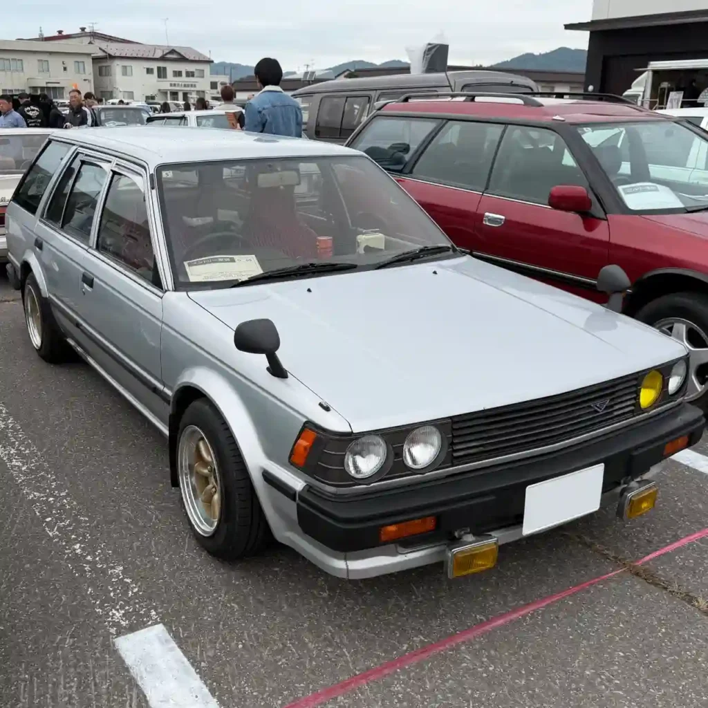 日産 ブルーバードバン U11　D-09