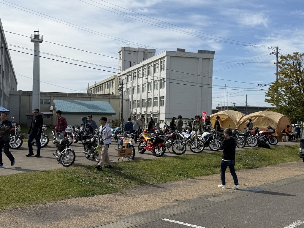 二輪の展示