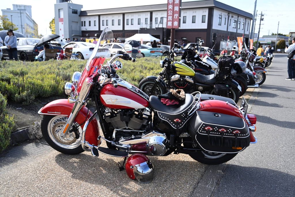 バイク専用駐車場に並んだ、見学の方のバイク